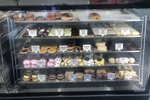 Freddie's Cakes photo 2
